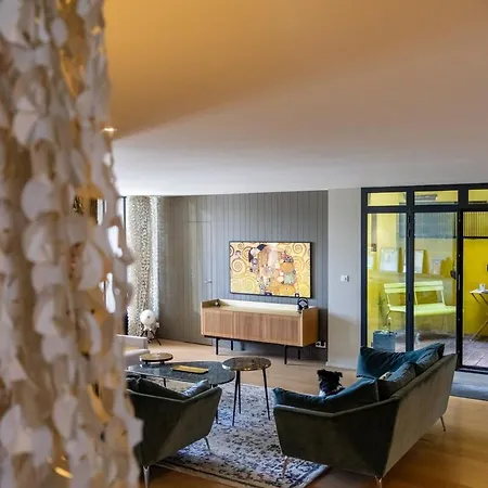 Loft A L'architecture Design Avec Vue بيت ضيافة